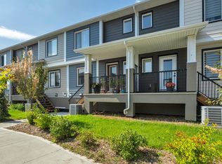 9250 156th Ave NW #4, Edmonton, AB T5Z0S4