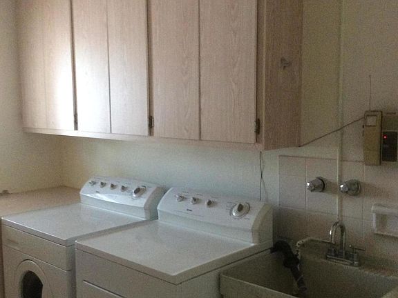 4th image of 9910 W Pinehurst Dr