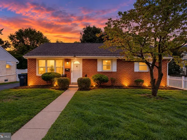 1952 Garfield Ave, West Lawn, PA 19609