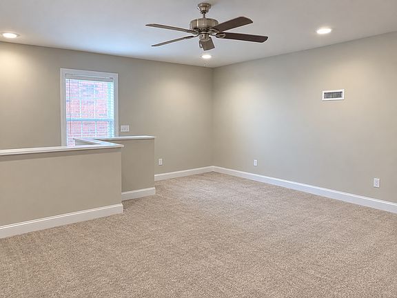 5th image of 1509 Rutherford St