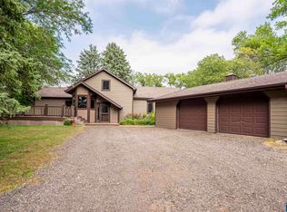 32116 Indigo Rd, Hinton, IA 51024