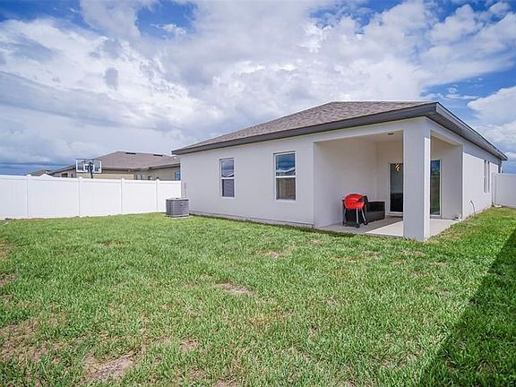 3rd image of 825 Orchid Grove Blvd