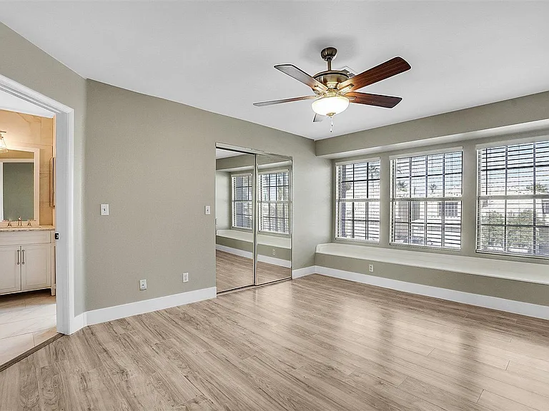 7705 Sea Wind Dr — Photo 15