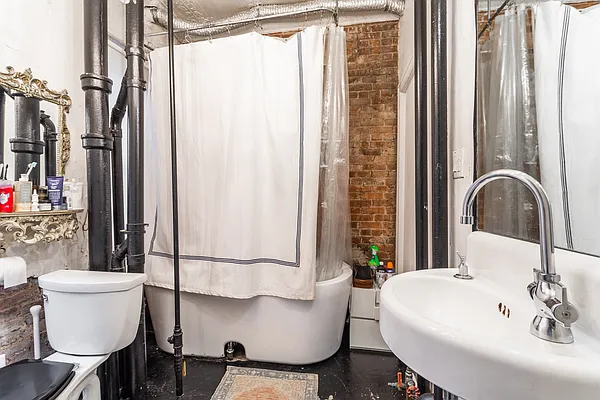 Rented by Bond New York | media 16