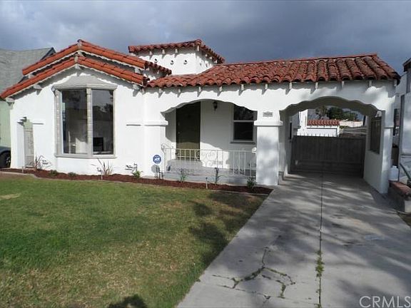 4th image of 7626 S Halldale Ave