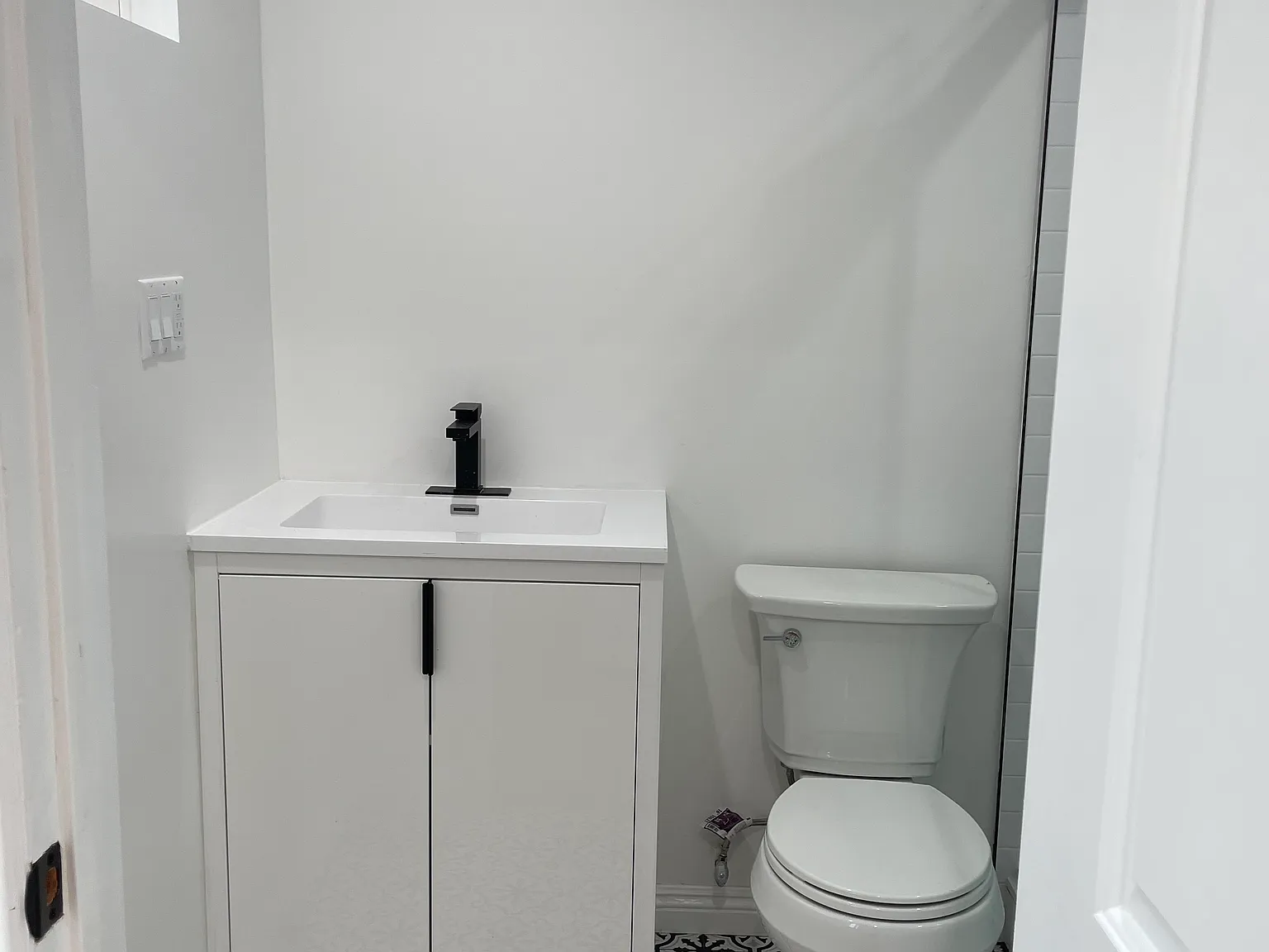 3 bed, 1577 sqft, $3,800 — Photo 3