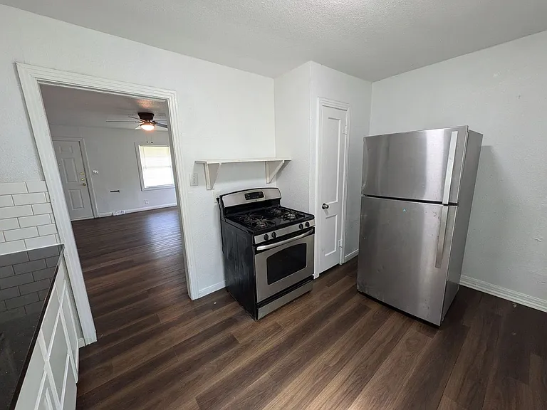4770 Galveston St — Photo 5