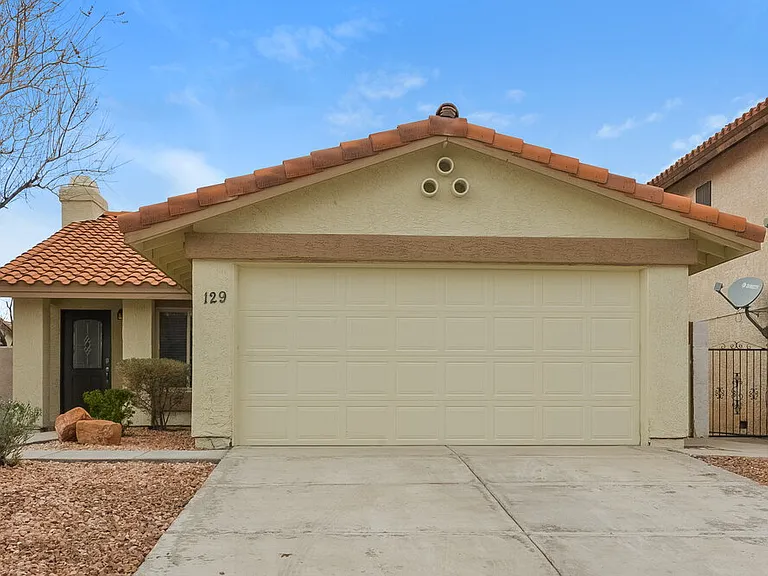 129 Primero Way — Photo 1