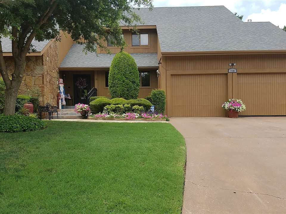 1st image of 718 NW 46th St