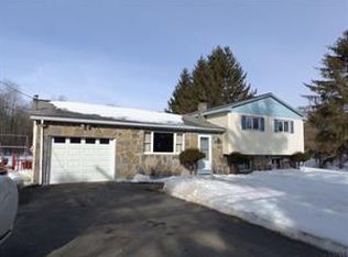 868 Midline Rd, Amsterdam, NY 12010