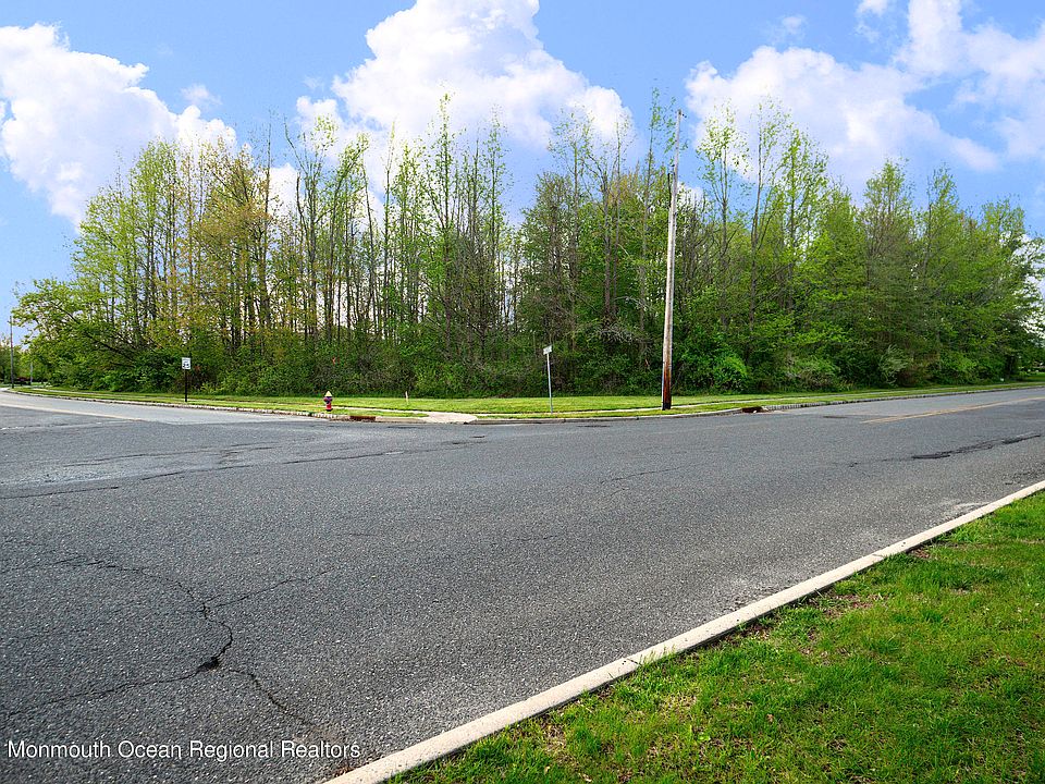 1st image of 0 Symmes Drive