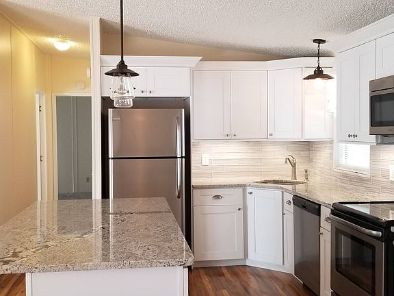 New white shaker cabinets