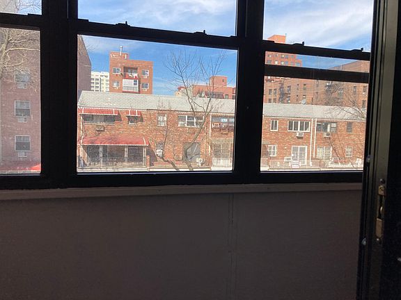 2nd image of 13222 Sanford Ave APT 3F