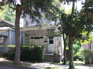 800 Valley St, Oakmont, PA