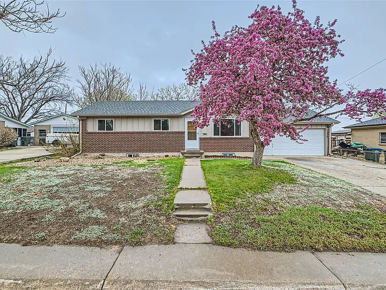 11256 Franklin St — Photo 1