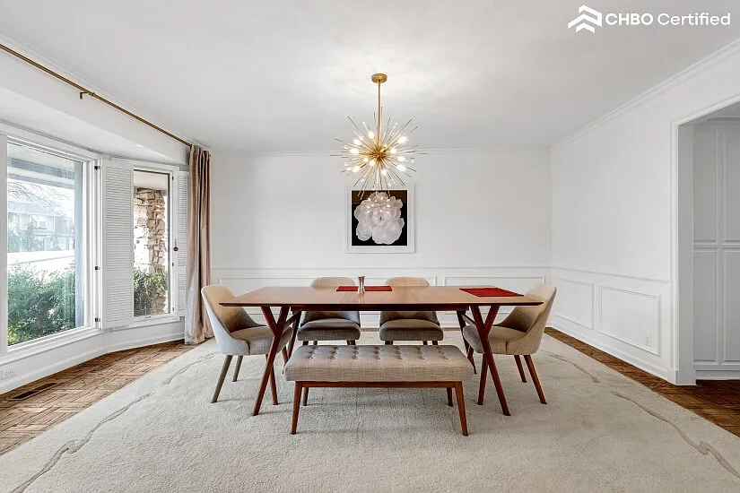 Furnished Executive Home with Pool — Photo 4