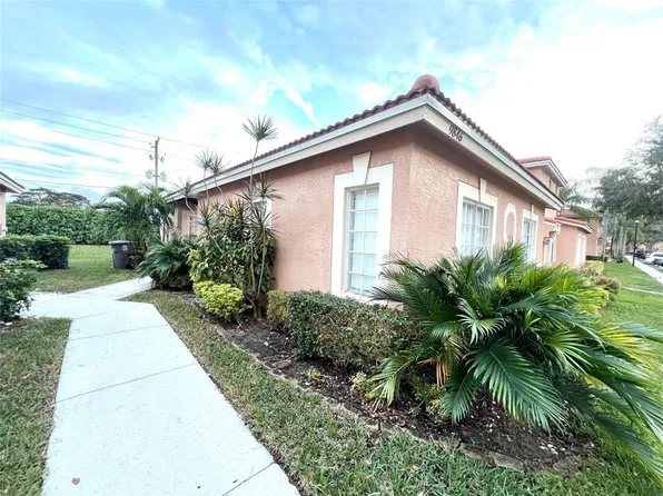 9846 Kamena Cir, Boynton Beach, FL 33436
