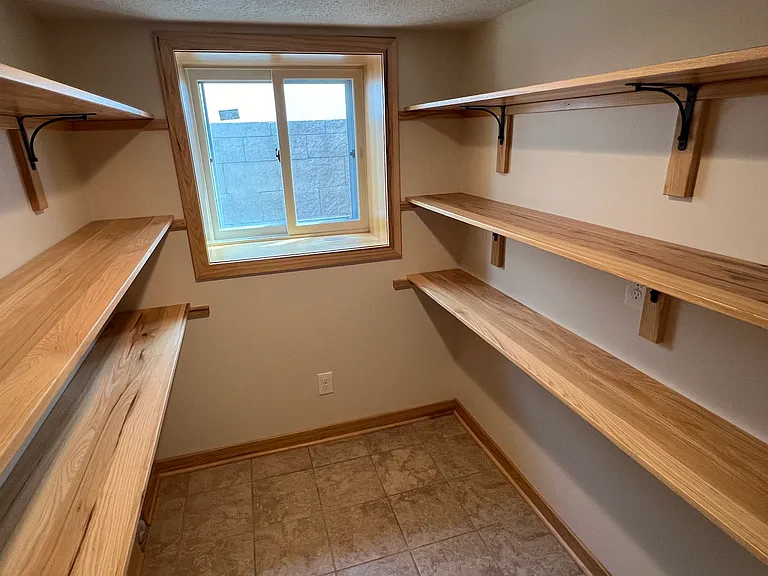 864 9th Ave SE #1 — Photo 6