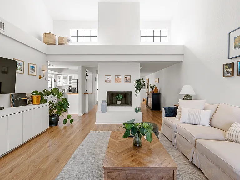 7800 E Lincoln Dr #2064 — Photo 1