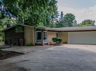 5813 Barton Rd, Madison, WI 53711