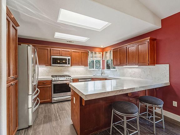 5th image of 3278 Wandsworth Dr
