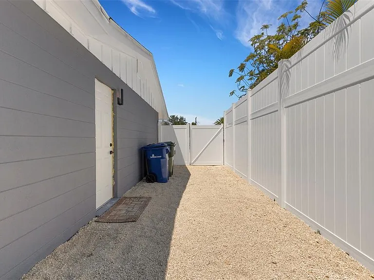 4645 Hunter Ridge Dr — Photo 63