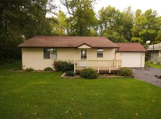 1959 Cottage Rd, Little Suamico, WI 54141