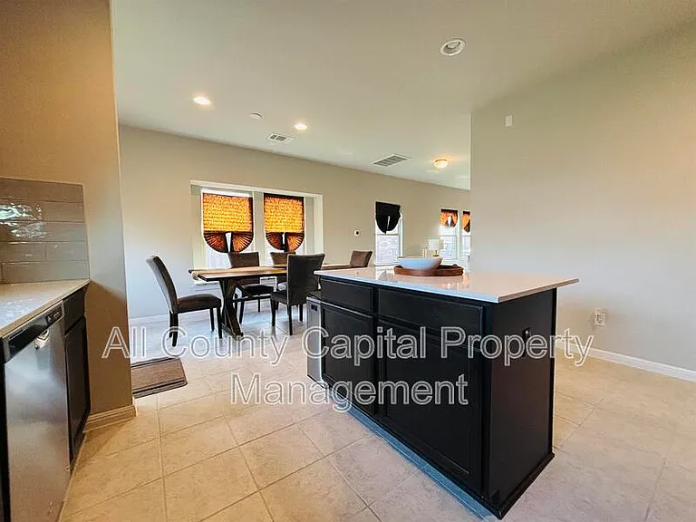 12605 Albatross Pass — Photo 7