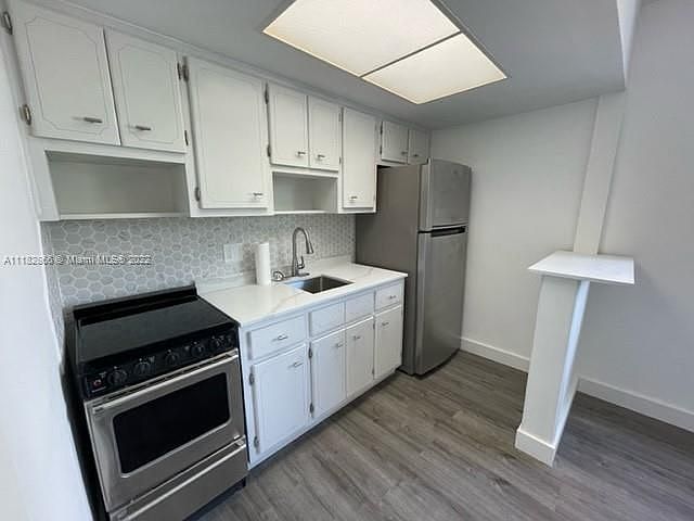 1st image of 2430 NE 135th St APT 200