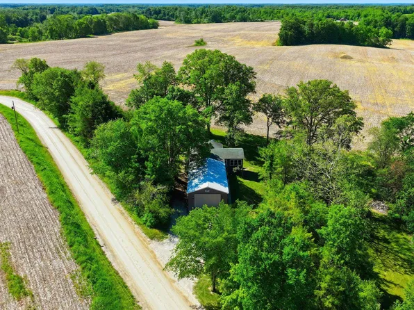 4801 W Plattner Rd, Columbia City, IN 46725