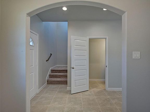 5th image of 11857 E Gate Dr