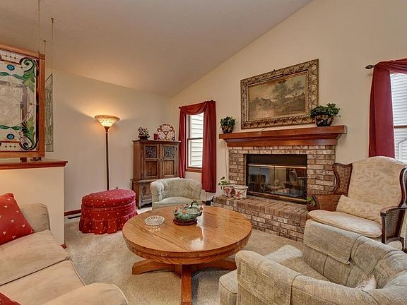 3rd image of 2144 Candlewood Dr