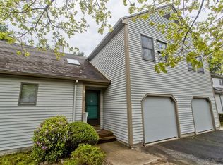 3 Elm Mdws, Enfield, CT 06082