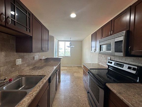4th image of 4120 N 78th St APT 205
