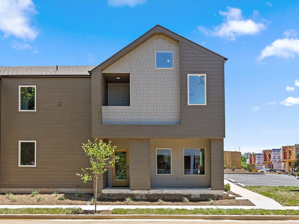 1st image of 2706 Long St #132