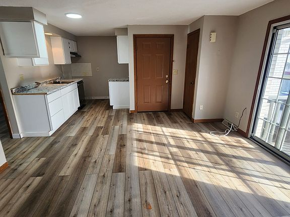 2nd image of 42 Dakota St APT 2A