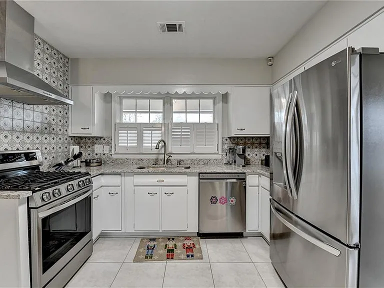 8 Highland Ln — Photo 20