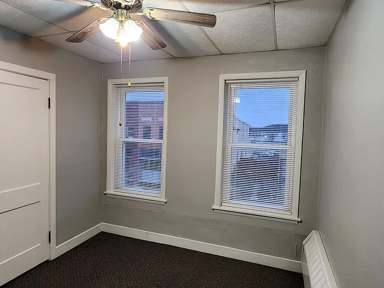 613 Avenue G #A — Photo 4