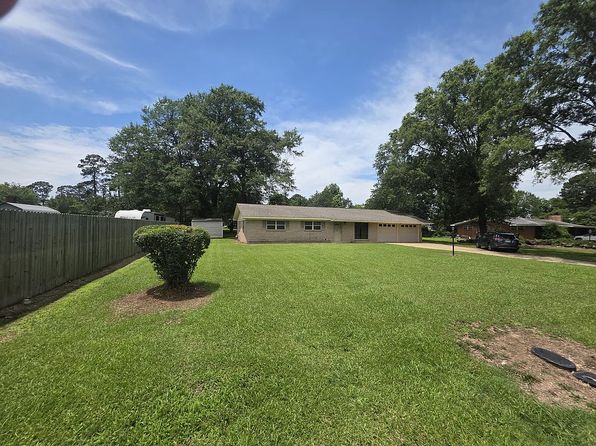 1008 S Elm St