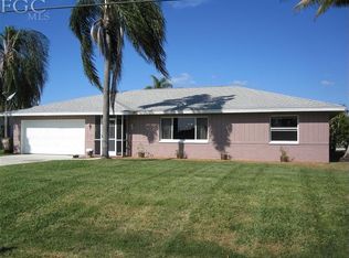 2247 Everest Pkwy, Cape Coral, FL 33904