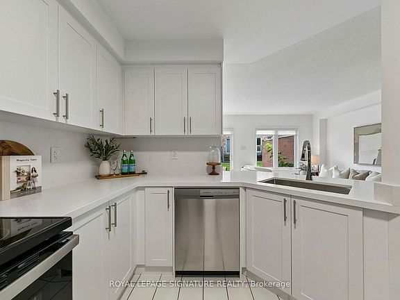 3rd image of 5255 Palmetto Pl #71