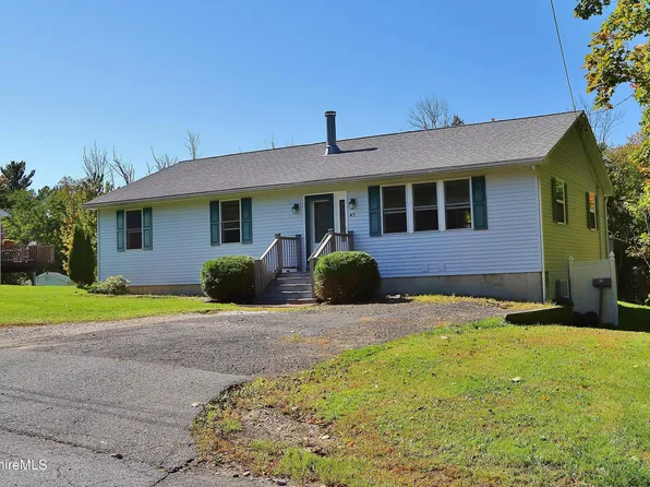 45 S D St, North Adams, MA 01247