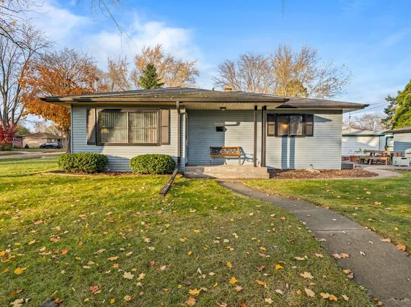 N40W6548 Jackson STREET, Cedarburg, WI 53012