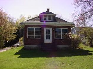 3 Whittier St, Dover, NH 03820