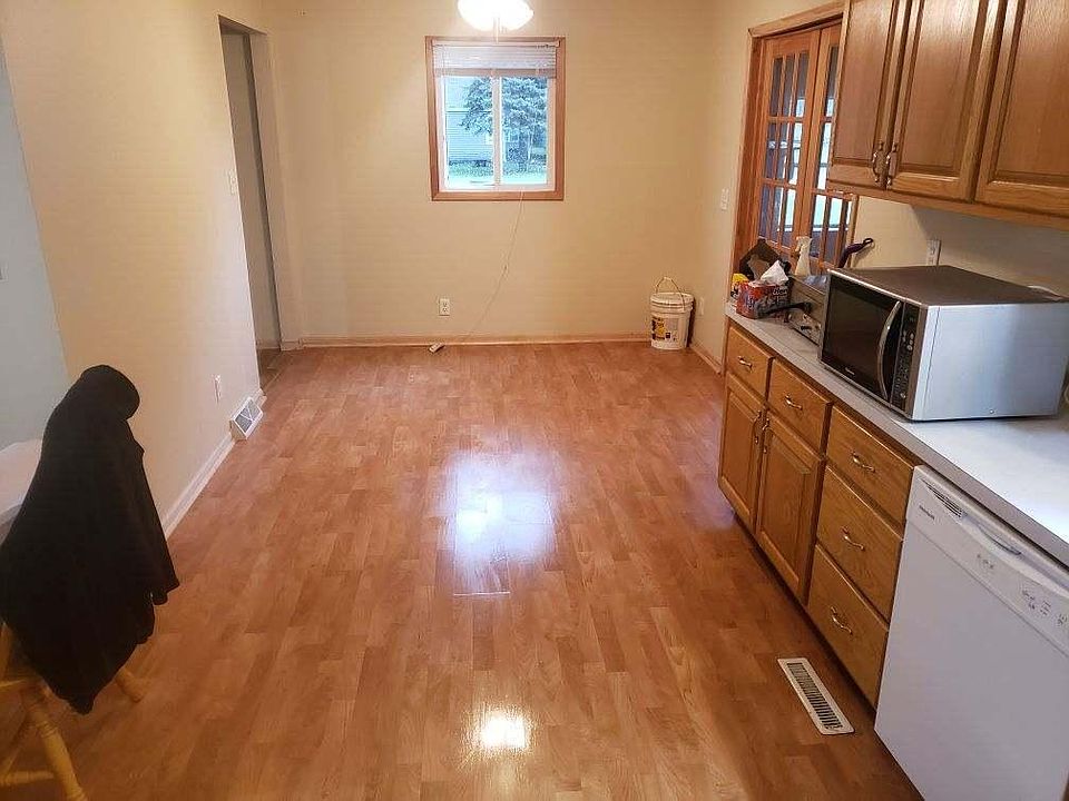 1st image of 143 Winona Dr