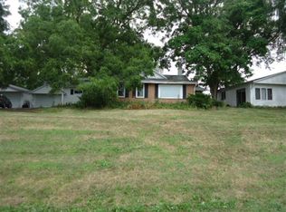 7916 N John Paul Rd, Milton, WI 53563