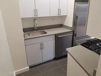 Rented by Manhattan Apartment Organization