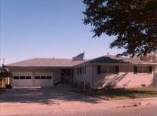 1327 Shamrock St, Junction City, KS 66441