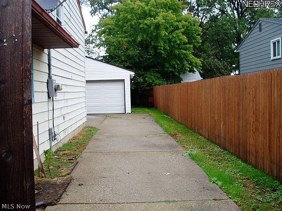 4th image of 10119 Bryant Dr