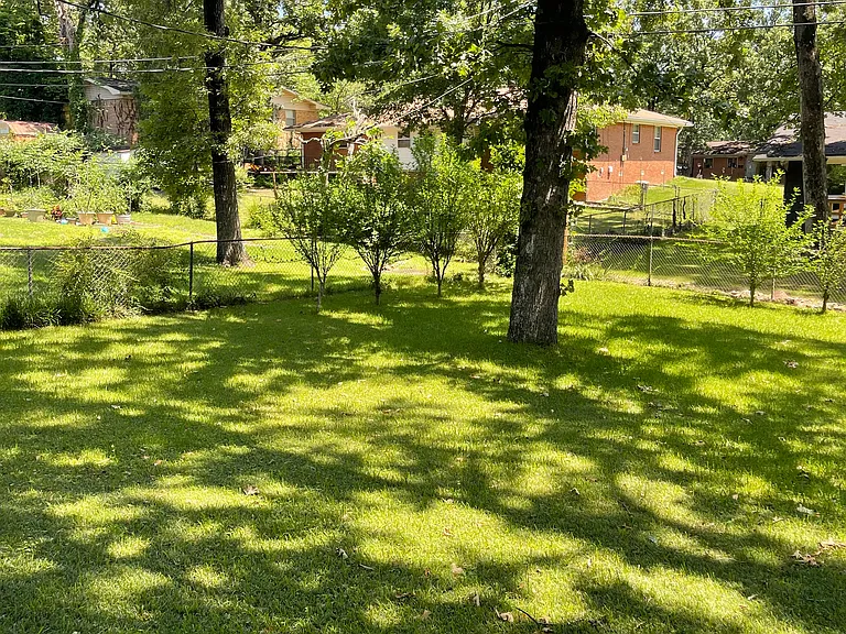 4506 Rosemont Dr — Photo 24